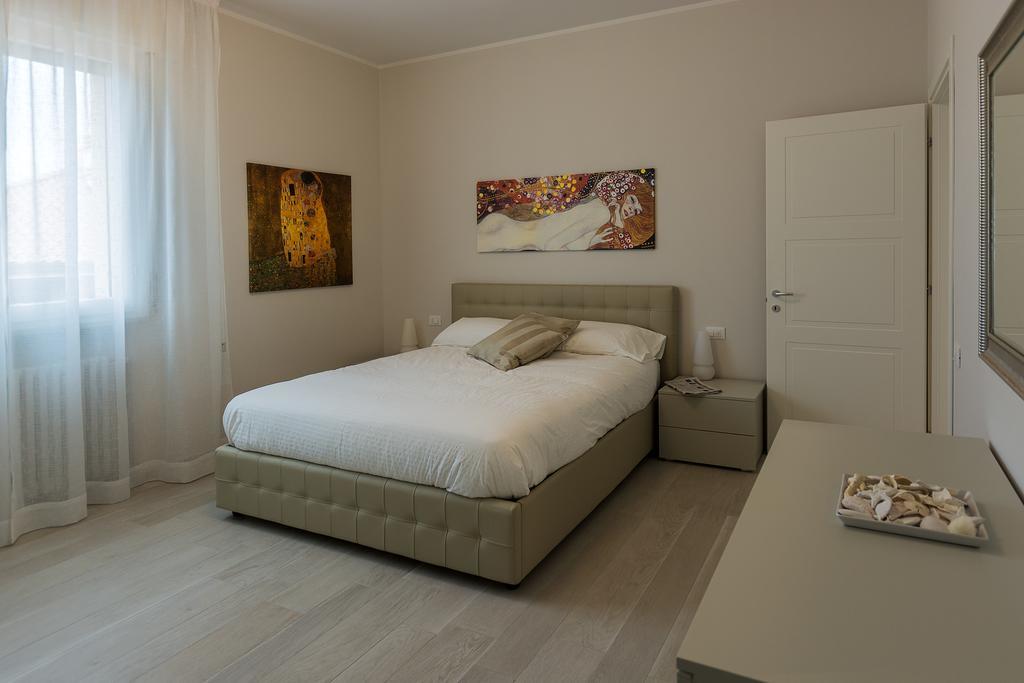 St. Vitale'S Basilic View Elegant Apartment Равена Екстериор снимка