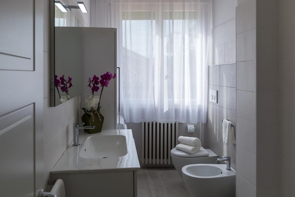 St. Vitale'S Basilic View Elegant Apartment Равена Екстериор снимка