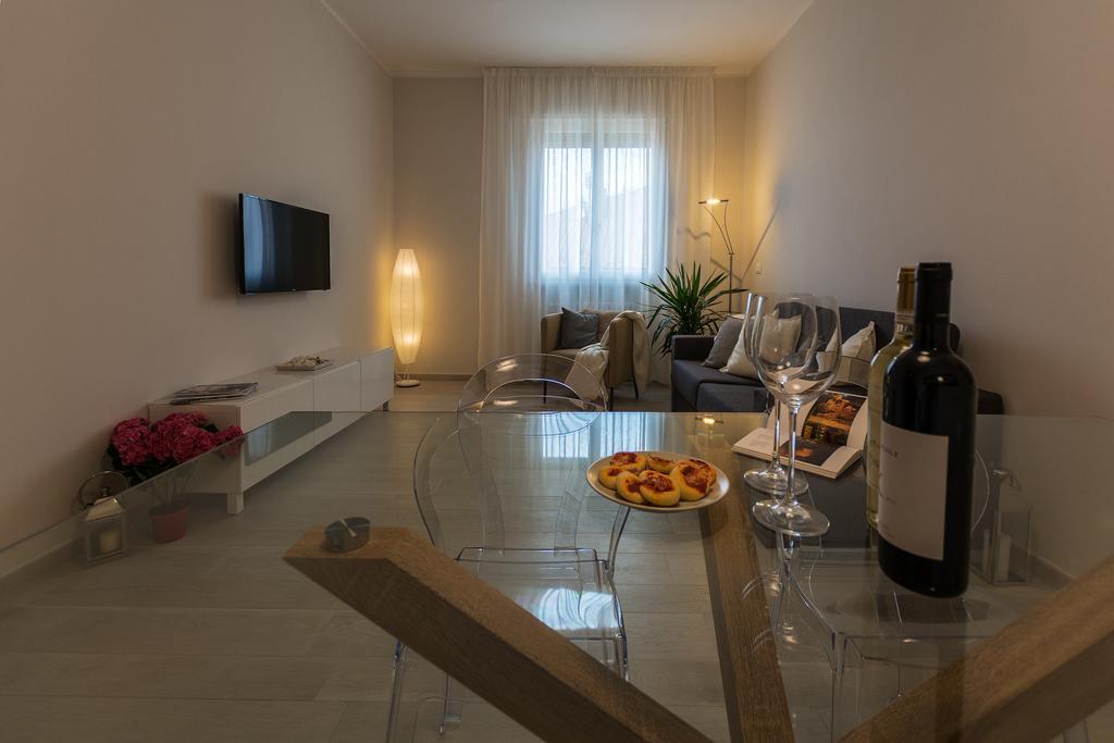 St. Vitale'S Basilic View Elegant Apartment Равена Екстериор снимка